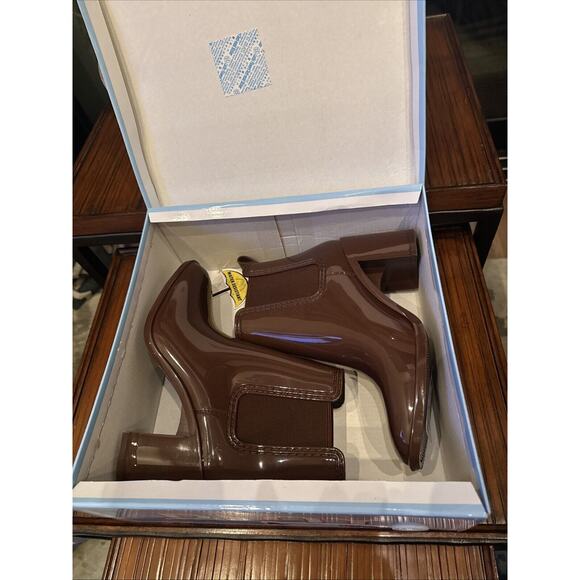 JEFFREY CAMPBELL Size 9 Hurricane Chelsea Waterproof Coffee Ankle Bootie New - Picture 3 of 10